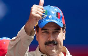 Desde Venezuela, el presidente Nicolás Maduro la calificó como “una gran victoria contra el terrorismo financiero del Fondo Monetario Internacional”