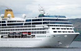 Carnival espera que MV Adonia, con capacidad para 710 pasajeros, atraiga 37.000 viajeros anuales en el itinerario a República Dominicana y Cuba.
