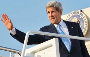 En La Habana, EE.UU. el cambio de estatus será sin ceremonia, hasta la visita del Secretario de Estado John Kerry, un viaje aún sin fecha fija 