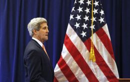 El secretario de Estado John Kerry  izará la bandera de los Estados Unidos en la nueva embajada de La Habana este viernes