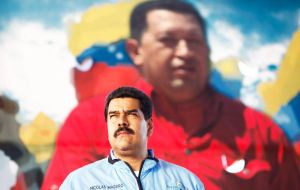 “Maduro y su régimen son presa del monstruo fabricado por Chávez: un entramado de bandas en conflicto que se arrebatan lo que queda”