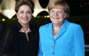Merkel definió Mercosur como un “grupo heterogéneo” con el cual Alemania desea hacer negocios, por lo que expresó su apoyo a las tratativas
