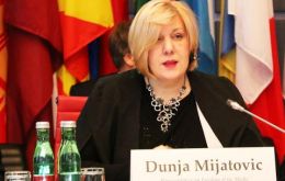 “Esa tendencia en escalada de amenazas y actos de intimidación contra periodistas en Italia debe ser detenida y reinvertida” señaló Dunja Mijatovic