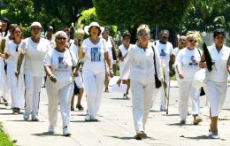 Los arrestos fueron el domingo después que las Damas de Blanco asistieran a una misa en la parroquia de Santa Rita de Asís, y realizaran una marcha