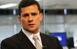 Sérgio Moro aceptó la denuncia de la fiscalía contra Vaccari Neto, ex-tesorero del PT y ex gerentes de Petrobras Pedro Barusco, y Renato Duque, entre otros