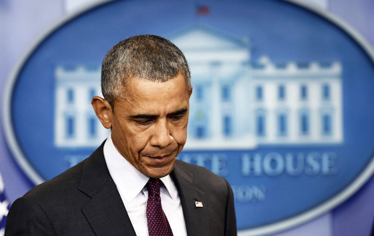 Obama denunció que EE.UU. ha convertido “en una rutina” las masacres por violencia armada