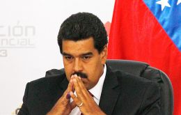 ”Ha surgido un nuevo liderazgo en la revolución en medio de la etapa más difícil de la revolución porque no está Chávez físicamente” dijo Maduro