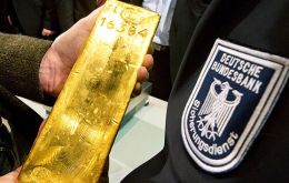 El “Buba” posee 3.384 toneladas de oro, (107.000 millones de Euros) lo cual constituye el segundo stock mundial después de Estados Unidos. 