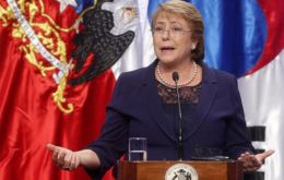 “La actual Constitución tuvo su origen en la dictadura, no responde a las necesidades de nuestra época ni favorece a la democracia” sostuvo Bachelet 