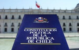La constitución nacida bajo Pinochet generó un sistema electoral que por años significó una sobrerrepresentación de la derecha en el Congreso