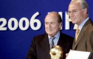 La existencia de la “caja B” era conocida por Beckenbauer, impulsor de la candidatura y luego presidente del comité organizador del Mundial