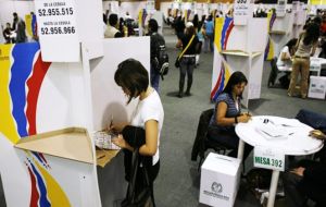 Las elecciones del domingo fueron las más tranquilas en mucho tiempo en Colombia: a diferencia de otras épocas, sólo fue registrado un ataque armado.