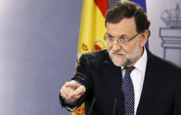 “A la mayor rapidez posible, nosotros recurriremos si se produce la aprobación” de la resolución, anunció el jefe del Gobierno español Rajoy.
