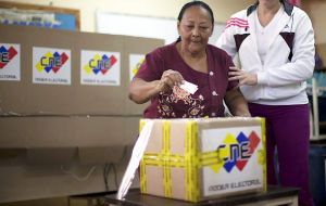Almagro afirma que una observación internacional “brindaría a todos los venezolanos mayor tranquilidad a la hora del contero de los votos”