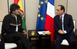 En Francia con Hollande está la promesa de un crédito blando de 430 millones de dólares que se empleará fundamentalmente en el ámbito energético. 