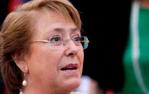 Michelle Bachelet señaló que el Gobierno chileno “condena en los términos más enérgicos” el atentado terrorista perpetrado en París.
