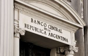 El nuevo gobierno pretende instalar una nueva dirigencia en el Banco Central, bajar la inflación y establecer de forma legal la independencia del Banco Central
