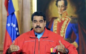 Como dijo el presidente Maduro, 'no nos lo ganó la derecha venezolana, la ganó la guerra económica, la guerra psicológica, sostuvo Rodríguez.