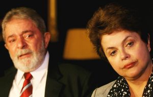 De acuerdo con esta encuesta, sólo un 32% de los brasileños cree que el país mejoró en los últimos trece años, es decir, bajo Lula y Dilma