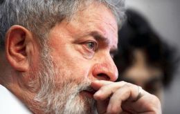 Los responsables de la investigación enviaron un oficio para pedirle a Lula que se presente ante una comisaría para ser escuchado en la calidad de testigo