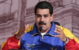 Maduro dijo que se instalaron 600 legisladores “de todos los parlamentos comunales de base” y celebró que la revolución va “hacia el Estado comunal”