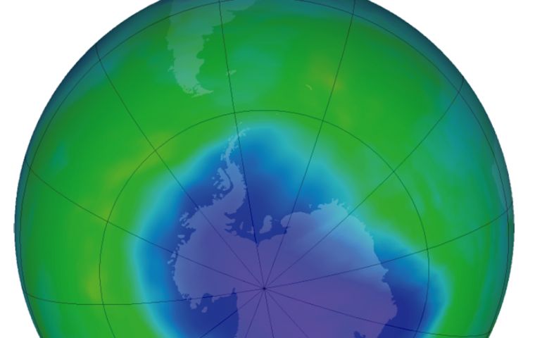Datos satelitales de la Columna Total de Ozono (mapeados por la Nasa). El color azul indica la zona afectada por el agujero de ozono al 2 de diciembre del 2015.
