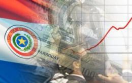 Paraguay registró en diciembre de 2015 una tasa de inflación del 0,9 %, superior a la cifra del 0,7 % registrada en el mismo mes del año anterior. 
