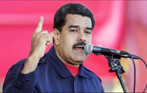 “Han roto las reglas de juego. Deben reponerse las reglas de juego en base a un gran diálogo. Esto lo voy a proponer en la Celac” bramó Maduro 
