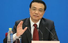 “Expandiremos la reforma tributaria para ayudar a reducir sustancialmente la carga impositiva de las empresas”, señaló el primer ministro Li Keqiang 