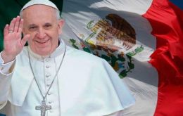 La “resignación no solo nos atemoriza sino que nos atrinchera en nuestras sacristías y aparentes seguridades”, sostuvo el Papa en Morelia