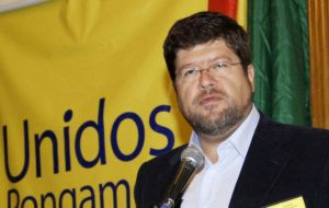 El líder opositor Doria Medina, felicitó “al indómito pueblo boliviano” y aseguró “se ha sepultado el proyecto de convertir a Bolivia en país en un solo partido”