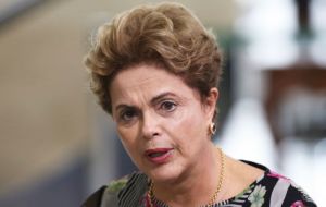 El gobierno de Rousseff pretende alcanzar en 2016 un superávit primario equivalente al 0,5% del PIB.