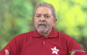 Su imagen ha sido más golpeada ahora por los problemas judiciales de Lula da Silva, su antecesor y padrino político