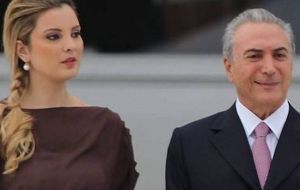 Se sabe muy poco de Marcela, más allá de un par de perfiles en internet, fotos de las dos investiduras de Rousseff y su marido, en las que se destacó como la más bonita