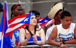 En 2015 dejaron la isla cerca de 70.000 personas con destino, principalmente, a EE.UU., ya que los puertorriqueños tienen pasaporte estadounidense.