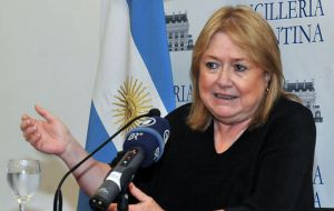 Susana Malcorra dijo que la nueva reunión será en julio en Montevideo, tras calificar el intercambio de ofertas de hoy como “un muy importante y necesario”