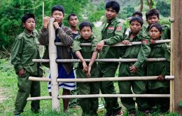 El  Gobierno y FARC anunciaron en La Habana un acuerdo para la salida de los menores de 15 años de los campamentos guerrilleros