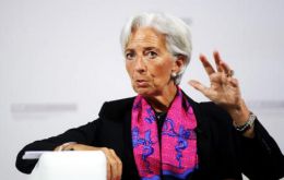 Lagarde dijo que si bien hay personas que están en apuros en este escenario, ”para la mayoría de los ciudadanos, (la UE) ha sido una gran historia de éxito”.