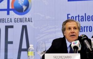 Almagro solicitó la sesión invocando la Carta Democrática Interamericana, un mecanismo de la OEA para atender casos de “alteración del orden constitucional”