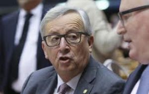 “Si durante décadas, les dices a tus votantes que algo va mal con la UE, demasiado burocrática y tecnocrática, no puede sorprender el resultado”, dijo Juncker.