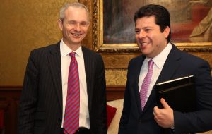 El Ministro Principal Fabian Picardo y el Viceministro Principal se reunieron con el Ministro británico para Europa, David Lidington.