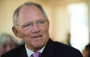Para el ministro Wolfgang Schäuble, ha advertido que UE debe apresurarse en resolver cuestiones urgentes, para recobrar popularidad.