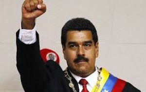 ”Hoy tomamos cinco puertos fundamentales del país: Guanta, La Guaira, Puerto Cabello, Maracaibo y Guamache”, dijo Maduro en su programa de televisión