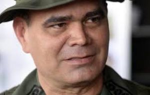 El ministro de Defensa, General Vladimir Padrino y la Fuerza Armada Nacional Bolivariana (FANB) tienen un amplio poder político y económico