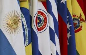 Uruguay cuya presidencia vence este sábado se inclina por transferir la responsabilidad a Venezuela, como plantea la rotación por orden alfabético