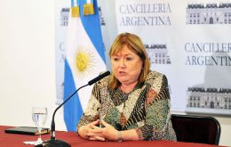 “Argentina considera que ningún país puede asumir la presidencia pro tempore sin traspaso y propone una reunión de coordinadores”, expresó la Cancillería
