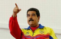 “Bueno triple alianza, aquí los esperamos, aquí los vamos a enfrentar y aquí los vamos a derrotar, pero con Venezuela no se van a meter”, desafió Maduro