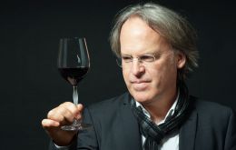 James Suckling, considerado el crítico de vinos más influyente del mundo según la revista Forbes.