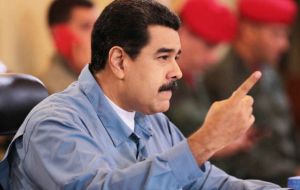 Maduro calificó al gobierno de Horacio Cartes de “oligarquía paraguaya corrupta y narcotraficante”.