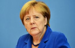 Angela Merkel había definido al velo que cubre totalmente el rostro de las mujeres como “un obstáculo para la integración” de los musulmanes en Alemania. 